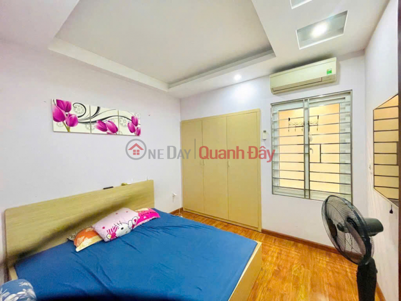đ 8.9 Billion | House for sale in Cau Giay - Near the street - Alley for business - 20m from car parking - 35m*5 floors - Price 8.9 billion