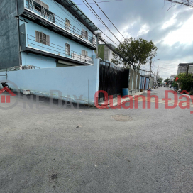 Owner sells house with 4m wide car road, next to Binh Phuoc intersection _0