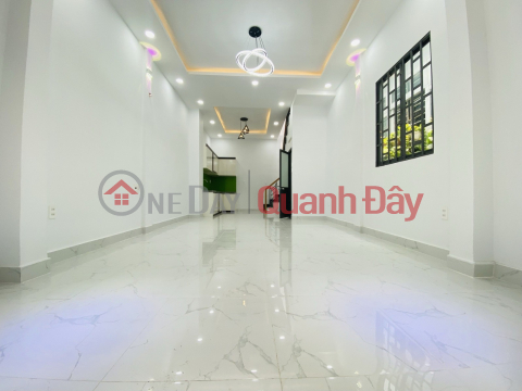 Nhà Bán, Chỉ 3 TỶ5 - 37m2 - 2 Tầng, Dương Thiệu Tước,Tân Phú. _0