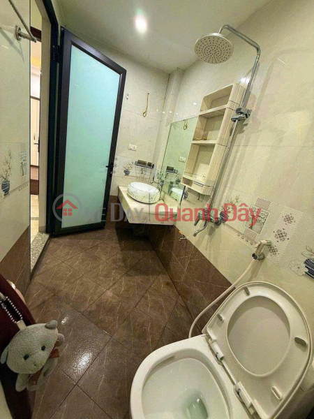 HOUSE FOR RENT IN BUI XUONG TRACH, CAR PARKING AVAILABLE, NEW HOUSE, FULLY FURNISHED, 4 BEDROOMS, 38M², 5 FLOORS, 18 MILLION VND. 0903258273 | Vietnam | Rental đ 18 Million/ month