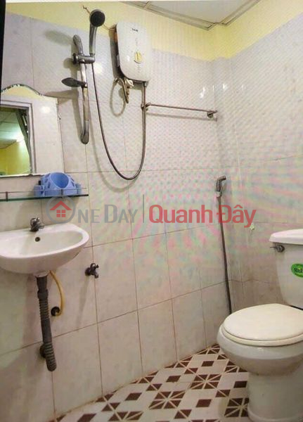 Property Search Vietnam | OneDay | Residential | Rental Listings | House for rent in alley with three-wheel drive.