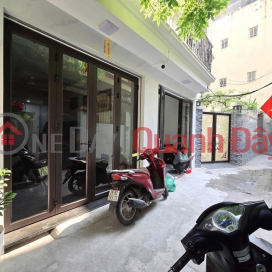 DOI CAN 35M - 10.6 BILLION - BEAUTIFUL HOUSE, ELEVATOR, CLEAR ALLEY, LIGHT, RACING TRICYCLE, NEAR CARS _0