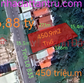 Selling land plot in the center of Tan Tru town for 6.88 billion _0