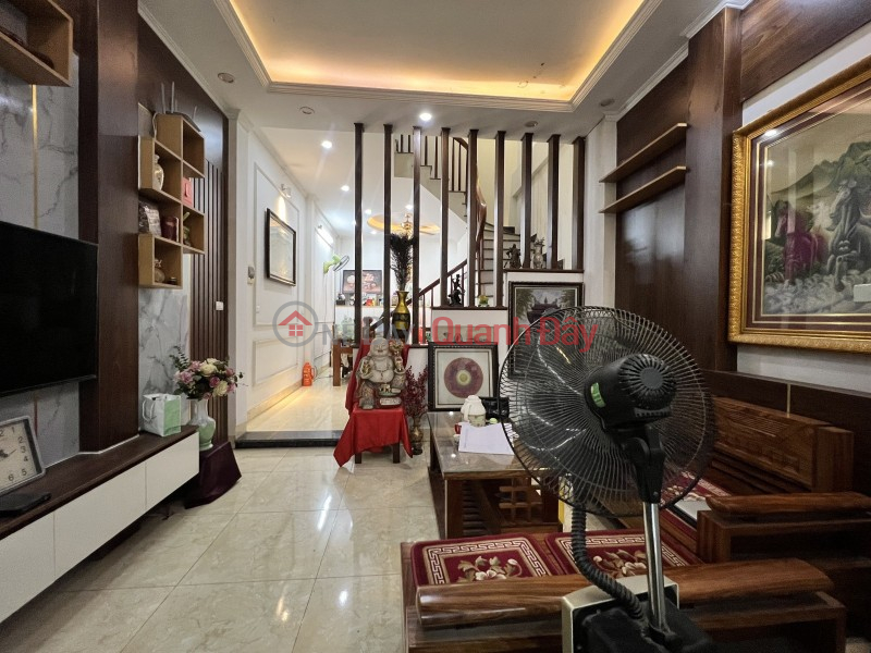 Quan Nhan Nhan Chinh private house for sale 50m 4X4T alley, nice house business right at the corner 6 billion contact 0817606560 Sales Listings