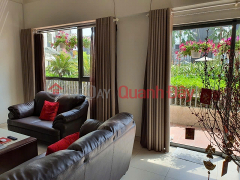 Owner sells Luxury Duplex apartment at Masteri Thao Dien, District 2, Ho Chi Minh City, 5 bedrooms, 5 bathrooms, extremely rare _0