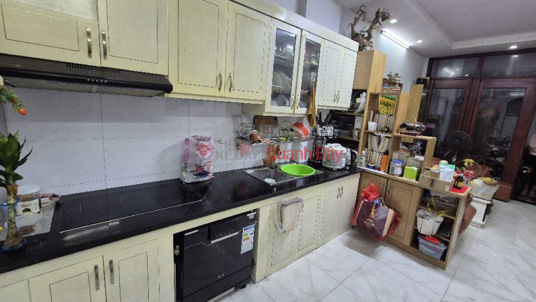 NHÀ ĐẸP 5 TẦNG DÂN XÂY - NGÕ NÔNG NGUYỄN VĂN CỪ - CÓ Ô CHỜ THANG MÁY - SỔ ĐỎ CHÍNH CHỦ!, Việt Nam, Bán, đ 8,3 tỷ