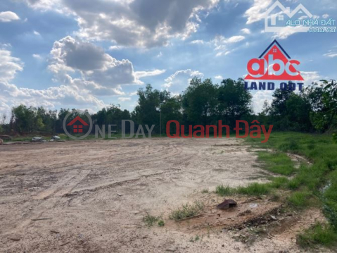 Urgent transfer of land frontage on road number 18 Lac Thuan, Lac Tanh, Tanh Linh district, Binh Thuan province. _0