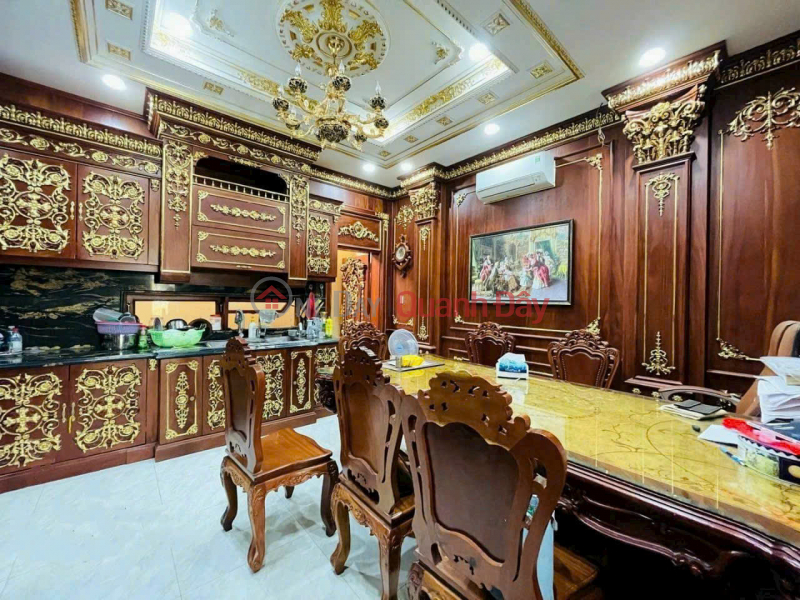 đ 37.9 Billion | Urgent Sale Deep Discount! Luxury European Style Villa, Gold-Plated Interior