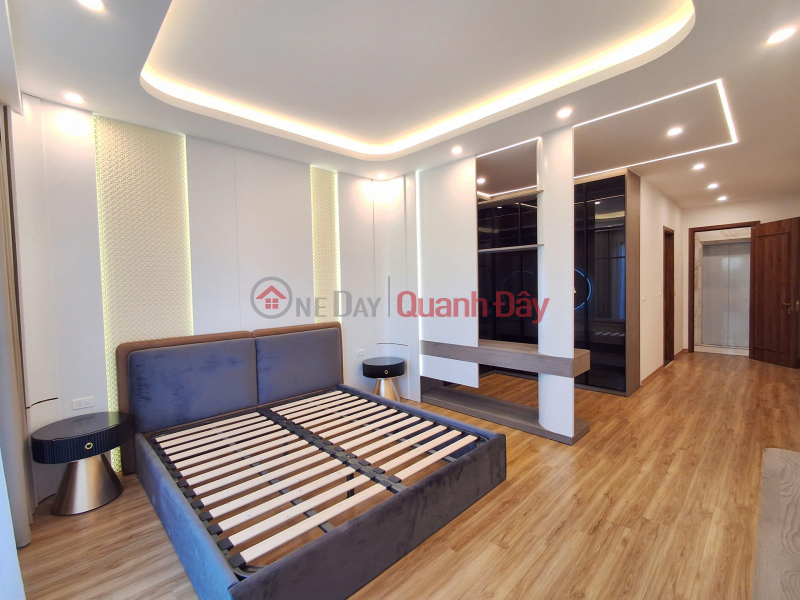 đ 18,2 triệu | NHÀ ĐẸP 7 TẦNG THANG MÁY GA RA Ô TÔ Phố Nguyễn Văn Hưởng 55 m2 X 18.2 tỷ Long Biên.