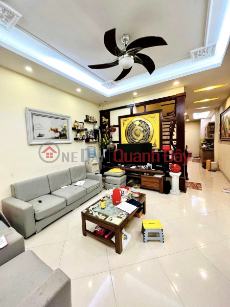 FOR SALE THAI HA TOWNHOUSE: 44M2 x 4 FLOORS, BEAUTIFUL INTERIOR, VINFAST 7 PARKING SEATS, ONLY 7.7 BILLION Sales Listings