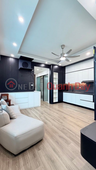 Apartment on Tran Quy Kien Street, Cau Giay District, 51m², 2 bedrooms, fully furnished, price 5.1 billion VND. | Vietnam | Sales | đ 5.1 Billion
