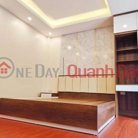 Có 1 không 2 ! Xuân La, 5 Tầng mới, 40m2, nội thất tiền tỷ, sổ riêng, gần hồ, chỉ nhỉnh 4 tỷ _0