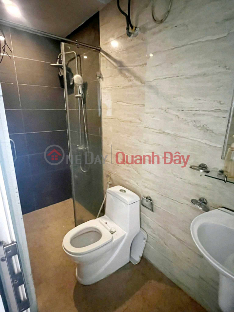 Beautiful house in Giap Nhi, Hoang Mai. 30m2 * 5 floors. Price: 7.9 billion VND. _0