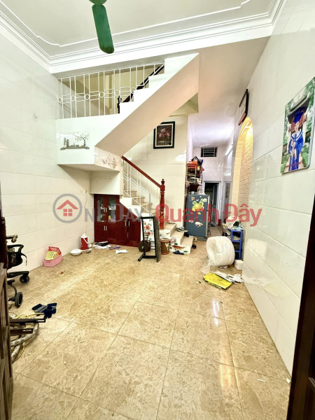 ️Selling a house in Chua Boc, 30m2, 5 floors, 4m frontage, only 6.2 billion, beautiful house near the central subdivision street ️ Sales Listings