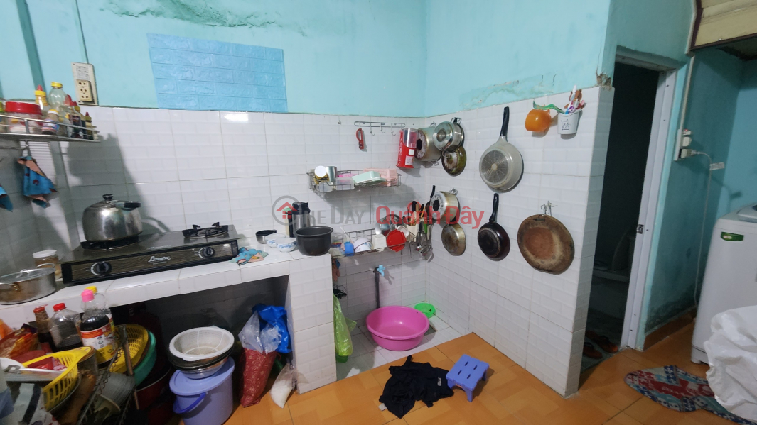 đ 3.69 Billion Selling alley house with 1 ground floor and 1 floor 48.22 m2, old house suitable for living, rent or new construction P15, Tan Binh