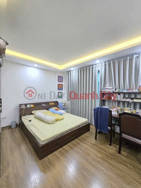 Three-story house with two street frontages in Gia Tan village - Group 11, Quang Minh commune. Accessible road, cars can pass each other. Sales Listings