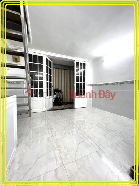 Beautiful small house with 1 ground floor and 2 floors in the center of District 1, Ho Chi Minh City Vietnam | Sales, ₫ 2.65 Billion