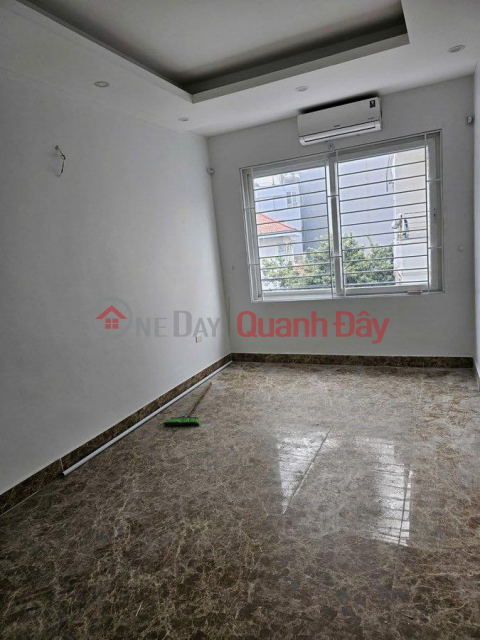 SIÊU HIẾM LẠC LONG QUÂN MẶT NGÕ KINH DOANH ONLINE NHÀ MỚI 30m 5tầng giá 9.8 tỷ _0