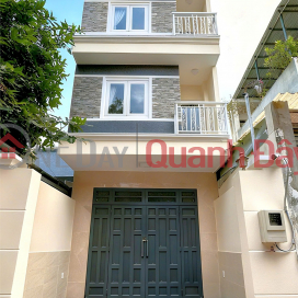 URGENT RENTAL NEEDED: Brand new, high-end serviced apartment\/studio in the heart of Binh Thanh District, Ho Chi Minh City. _0