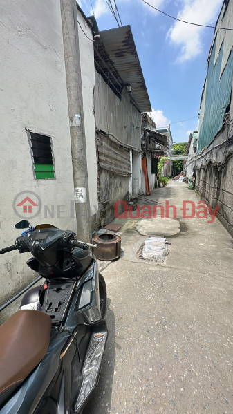 Property Search Vietnam | OneDay | Residential | Sales Listings | Selling house C4, Gia Thuong street, 65m x 5m, car parking, price 2 billion 7, TL. Contact: 0936123469