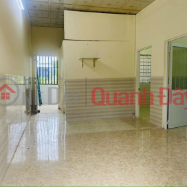 Ground floor house for rent near Hong Loan residential area, near bus station. _0