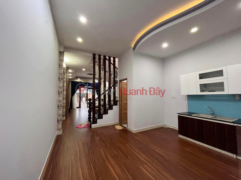 Beautiful new 3-storey house in the center near 30\\/4 Da Nang street, fully furnished – 5m5 street, basement price Sales Listings