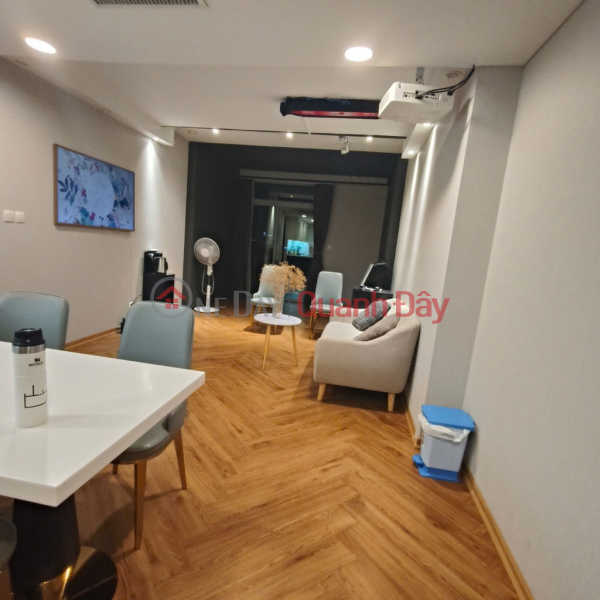 (100% real news) Apartment 88m2 x 2 bedrooms at Watermark Tay Ho project - 395 Lac Long Quan - Furniture 600 million Sales Listings