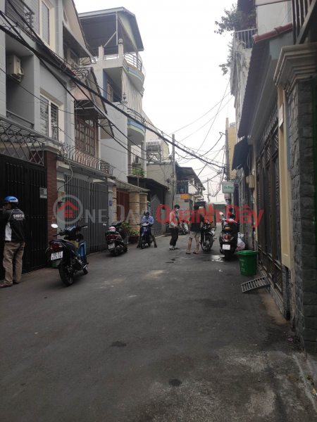 Property Search Vietnam | OneDay | Nhà ở | Niêm yết bán Bán nhà Hẻm xe hơi 215/ Nguyễn Xí Q. Bình Thạnh, 105m2, 3 Tầng 8PN, Ngang 6.6m