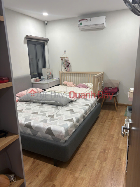 Chính chủ bán căn hộ 2PN, 76m2 - Rose Town 79 Ngọc Hồi - Sẵn sổ, đầy đủ nội thất _0