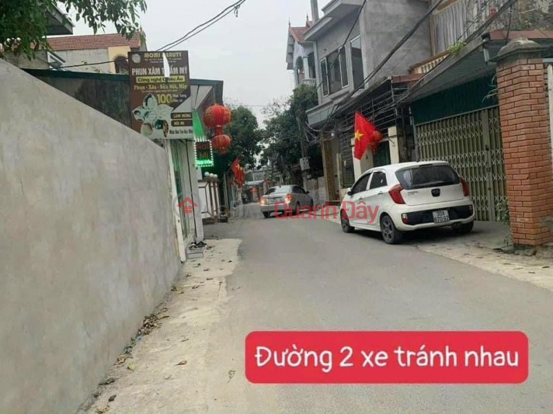 The owner needs to sell a 100m2 corner lot on Xuan Mai market street. Price only 2.5 billion - Fun land in ODT, off road Vietnam Sales ₫ 2.5 Billion