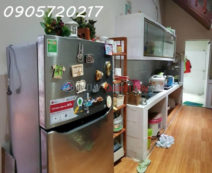 Selling land and giving away a 2-storey house, located on Ngo Quyen street, Tran Hung Dao street, near Han River bridge, Vietnam | Sales | đ 1.7 Billion