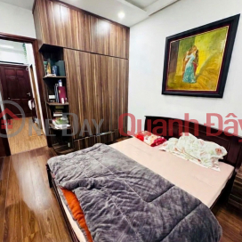 bán nhà cấu giấy 40m giá 10,5 tỷ gần ô tô tránh,ngõ thông _0