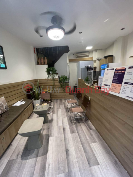 House for rent on To Hieu street 40m 5 floors. 4m frontage. Good business, high turnover. 32 million won | Vietnam | Rental, đ 32 Million/ month
