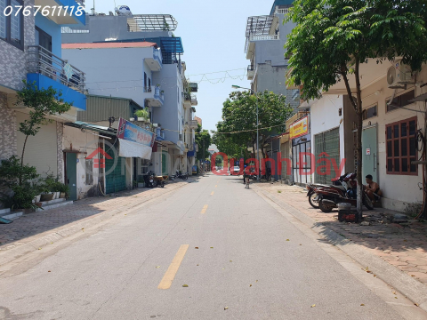 Too rare, Selling house on Giang Bien street, busy residential area, 52m*3T, MT4.5m, marginally 5 billion _0