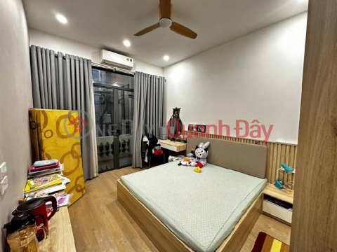 Thuỵ khuê tây hồ 42m x4 tầng 10,8 tỷ-mặt ngõ thông,kinh doanh,ô tô tránh 50m _0