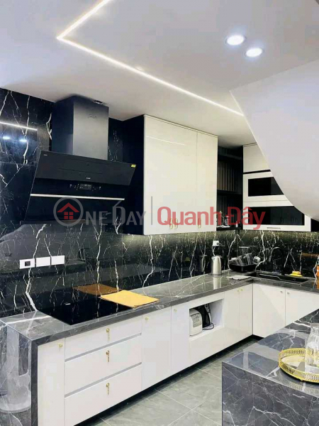 Property Search Vietnam | OneDay | Residential | Sales Listings Urgent sale of Pho Vong super product, 80m2, 6 floors of elevators, cars, free imported furniture.
