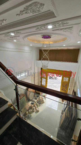 đ 8.7 Billion 5-Story House – Accessible by Car – Le Trong Tan Street, Binh Tan District (bordering Tan Phu District) – Price 8.7 Billion VND