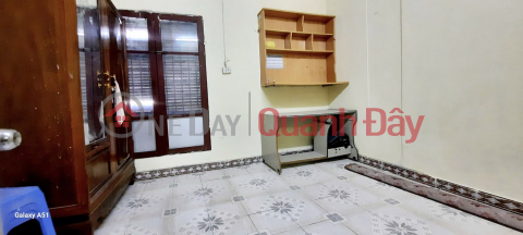Apartment for rent 178 Giai Phong, 60m2, 2 bedrooms, 6 million for family, working group _0