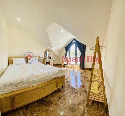 Villa for rent with 5 bedrooms on Me Linh Street, Ward 9, Da Lat, price 17 million VND. _0