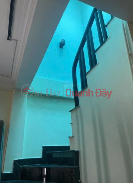 đ 9,5 triệu/ tháng, Cho thuê nhà Ngõ Quỳnh 2.5 tầng x 50m2, 2 ngủ làm VP, C.ty, Spa, Lớp học, ở gđ 8.5 Triệu/th