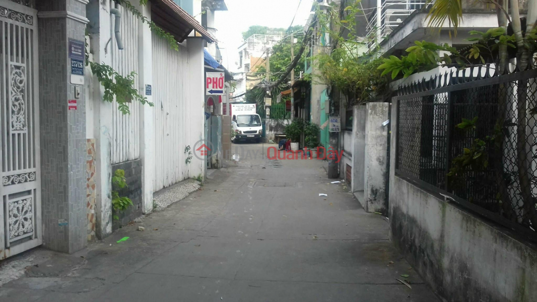 đ 11.5 Million/ month, Whole house for rent in alley 275 Quang Trung, Ward 10, Go Vap.