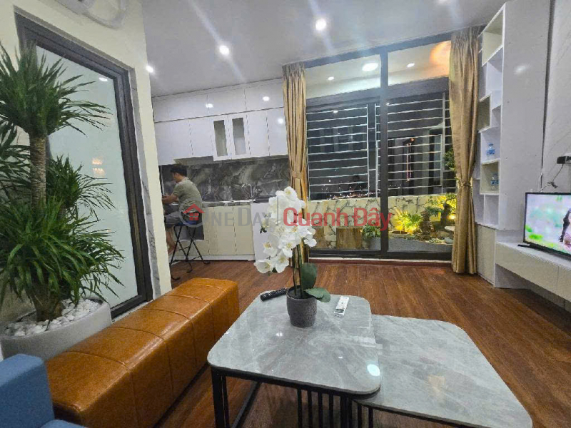CHDV ngõ 255 Lĩnh Nam – 60m² × 7 Tầng – 15 Phòng Full Đồ – Dòng Tiền 60Tr/Tháng. Chỉ h 14 tỷ. | Việt Nam | Bán | đ 14,5 tỷ