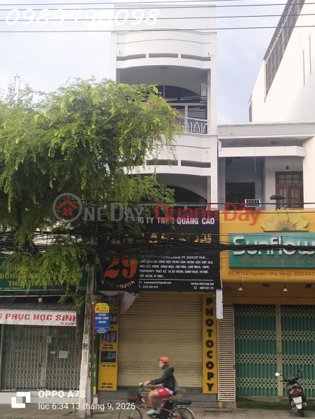 Bán nhà mặt tiền 1 trệt 2 lầu phố Thái Nguyên, TP. Nha Trang, DT 93.4 m2, giá ưu đãi Hot! Niêm yết bán