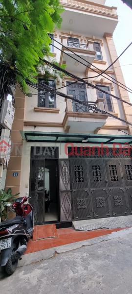 The owner sells quickly, Thach Ban house, very shallow alley, avoid cars, near Aeon mall, 100m*3T, MT7m, 8.2 billion Vietnam | Sales ₫ 8.2 Billion