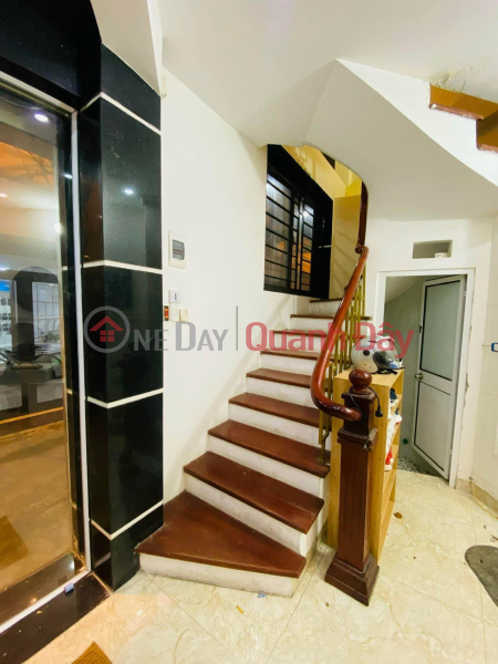 Property Search Vietnam | OneDay | Nhà ở Niêm yết bán 109m Mặt Tiền 4.1m Nhỉnh 11 Tỷ Phố Hoàng Quốc Việt Cầu Giấy. Phân Lô Ô Tô Tránh Dừng Đỗ Ngày Đêm. Có Ô Chờ