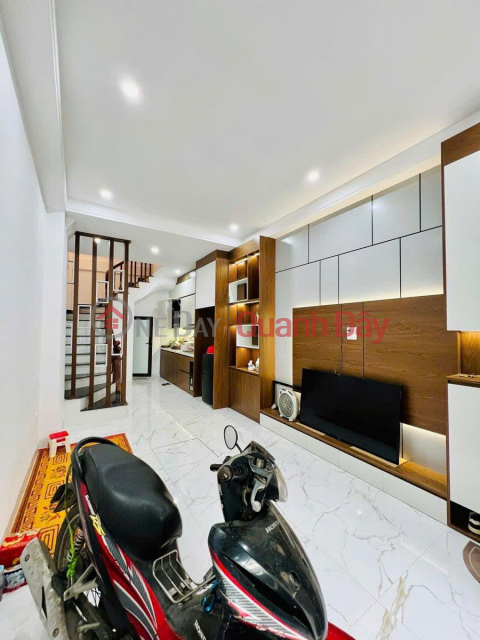 7.95 BILLION - TRUNG PHUNG TOWNHOUSE 36m x 5 FLOORS - Shallow alley near the street _0