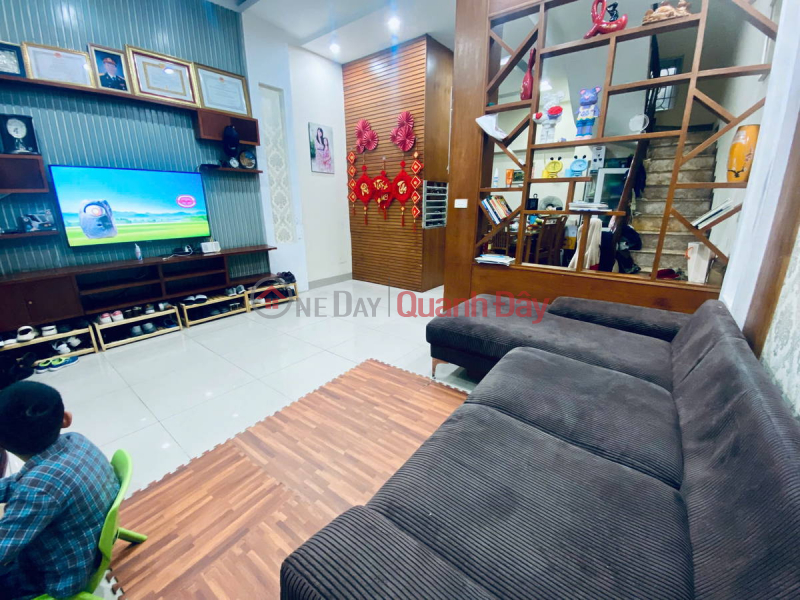 House for sale in Cau Dien - Phuc Dien area, 4 floors, car can pass, price over 9 billion Sales Listings