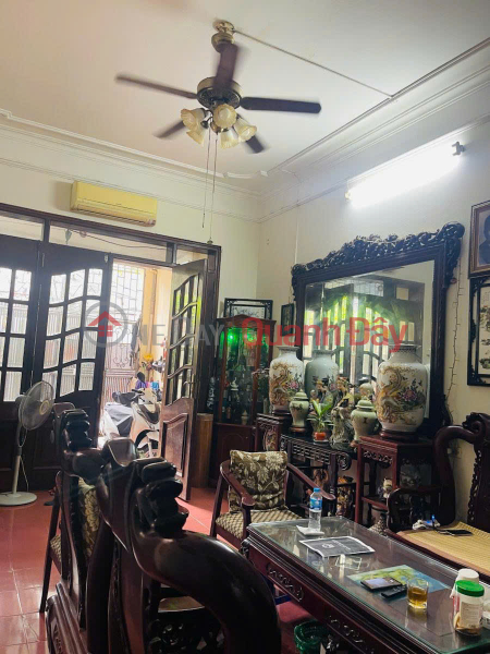 BÁN nhà lô góc, AI MỘ, BỒ ĐỀ, LONG BIÊN 66m2 MT 4,1m GIÁ 9,8 TỶ ôto KD
BÁN nhà lô góc, AI MỘ, BỒ Niêm yết bán