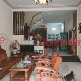 ► Frontage on 5.5m Nguyen Thi Bay street near the sea, 90m2, 3 clean hard floors, 4.x billion _0