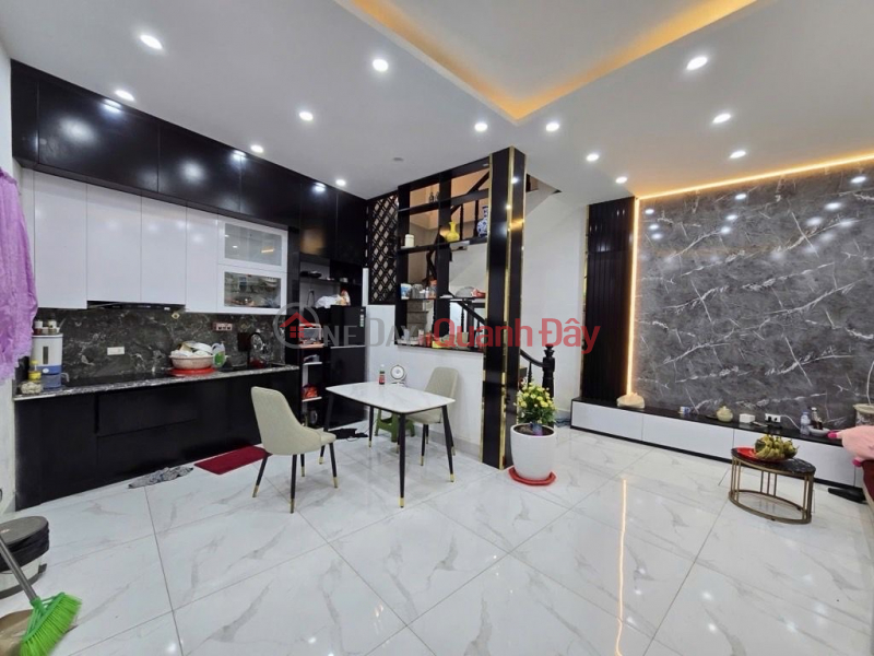 Property Search Vietnam | OneDay | Residential | Sales Listings, Xuan Thuy area, 37m² x 5 floors, 9.1 billion VND, alley width 3m, connecting to various routes, fully furnished.